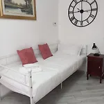 Zoe\'S Apartment